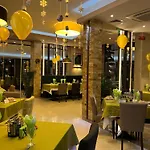 Family Hotel 3*