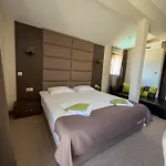 Family Hotel 3*