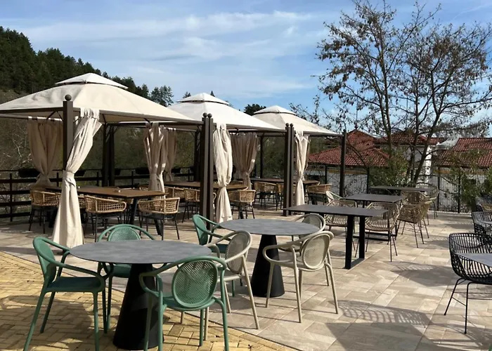 Family Hotel Ognyanovo (Blagoevgrad)