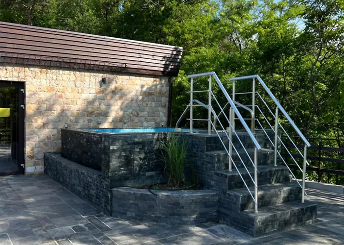 Family Hotel Ognyanovo (Blagoevgrad)